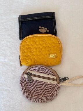 Lot of three Wallets Lug / Made in Nepal / Black Paw New York